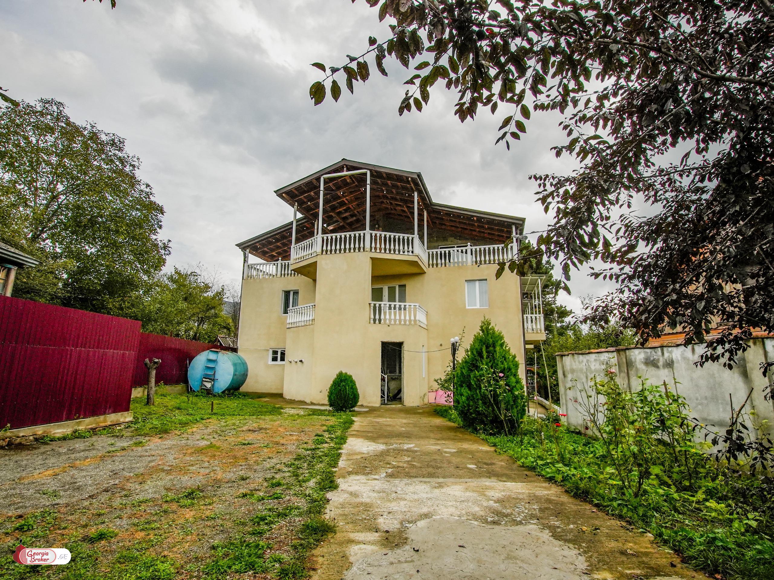 nearly repaired 9-room hotel for sale